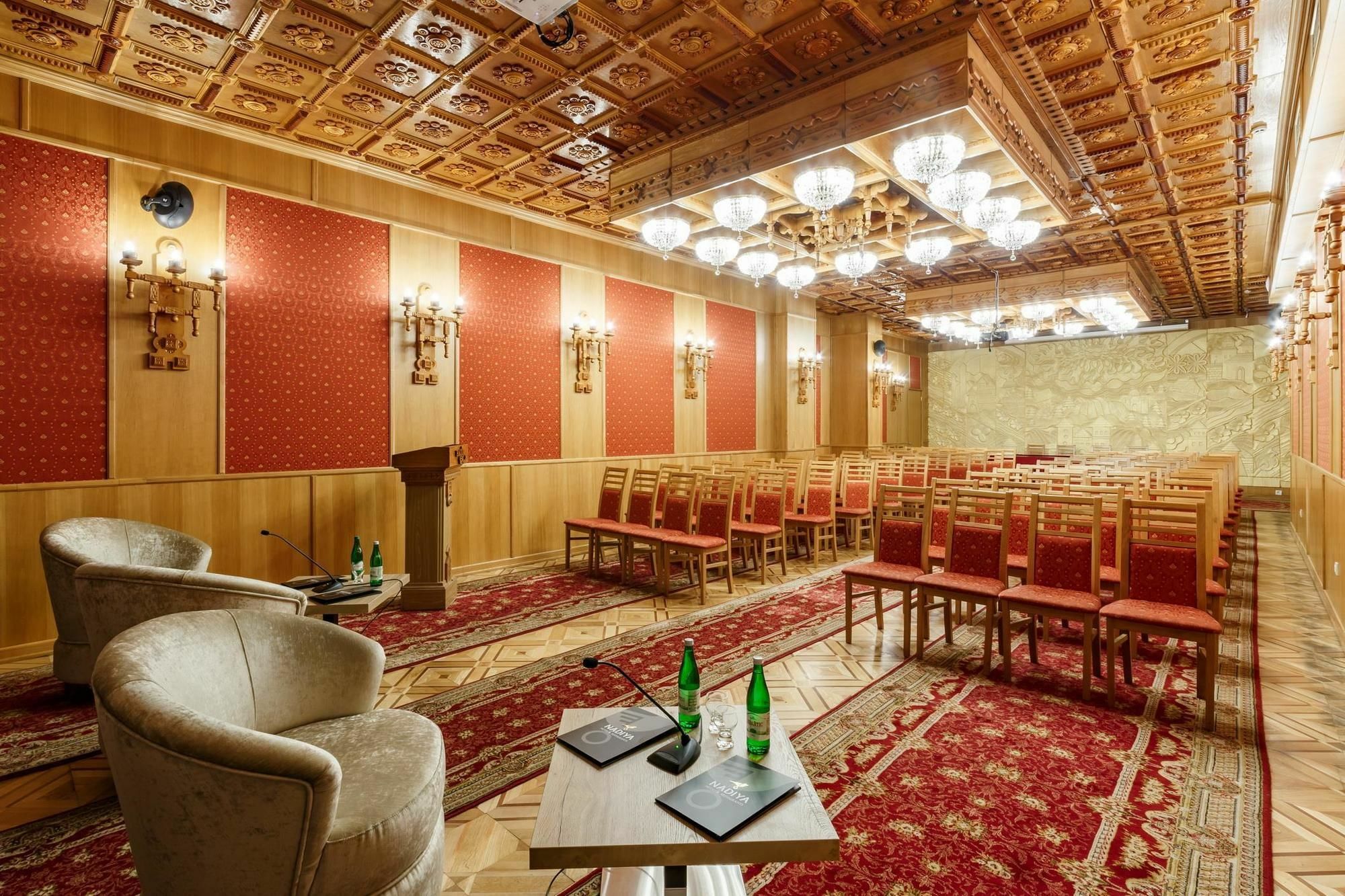 Nadiya Hotel Ivano-Frankivsk Exterior photo