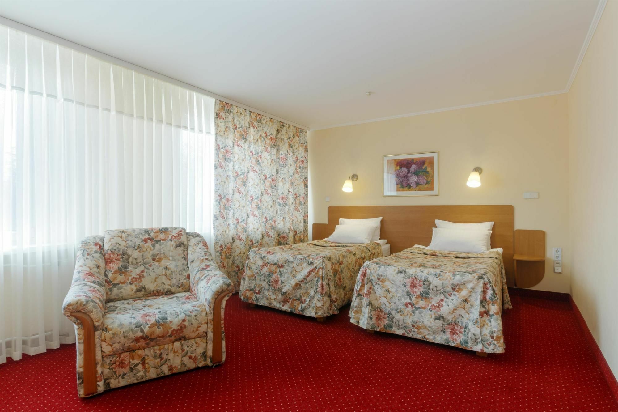 Nadiya Hotel Ivano-Frankivsk Exterior photo